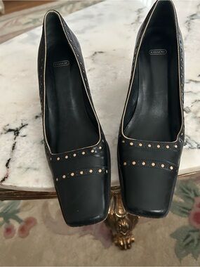 Coach Black Leather Square-Toe Pumps SZ 6. BB:344 6/29/26